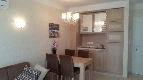 Harmony Suites Apartment
