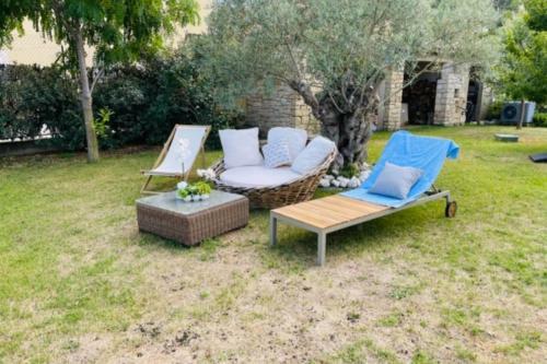 Nice 147 M2 With Garden-terrace-pool And Garage