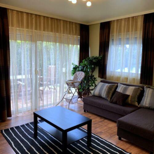 Family Pool Apartman Si�fok