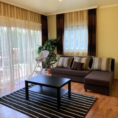 Family Pool Apartman Si�fok
