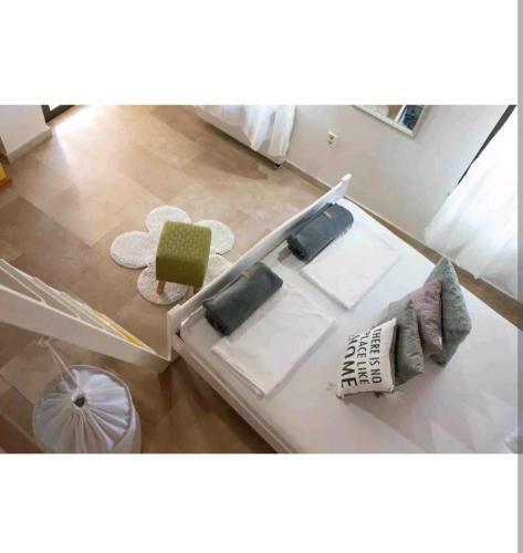 Romantic Stone- Studio Apartman