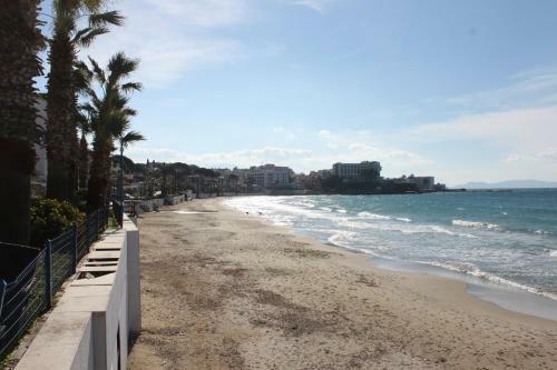Apartamento Ada Tower Holiday