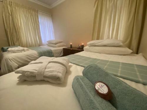 Bed & Breakfast A2z Luxury Accommodation