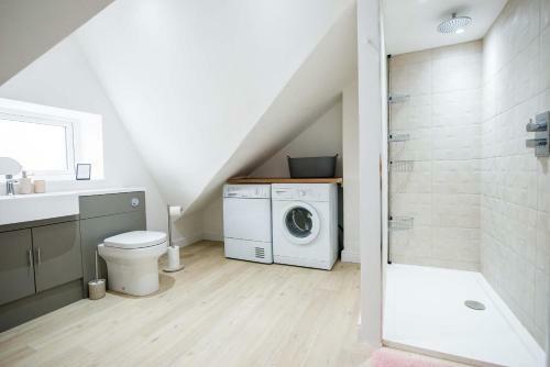 1 Bed Central Cardiff Loft Apartment Near Stadium