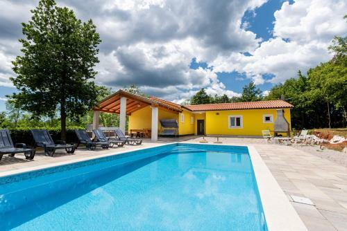 Private Villa In Zupanici Near Rabac