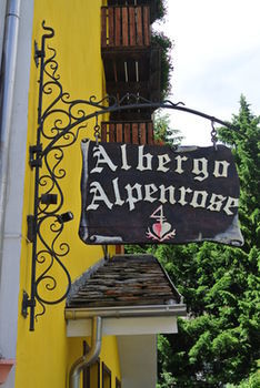 Hotel Albergo Alpenrose
