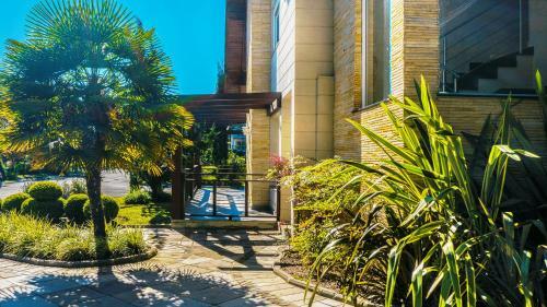 Casa Luxo 04 Suites - Concierge E Camareira