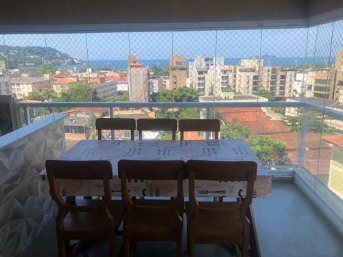 Apartamento Praia Da Enseada Com Vista Para O Mar