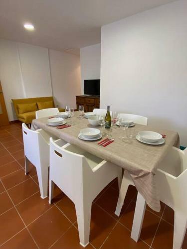 La Casita Del Sofa Mostaza