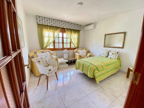 Stunning 5 Bed Villa La Font, Private Pool