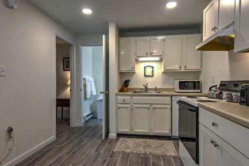 Updated Bethany Beach Home With Deck - 1 Mi To Ocean!