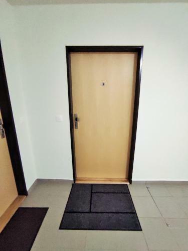 Apartm�ny ?�?ky Lll
