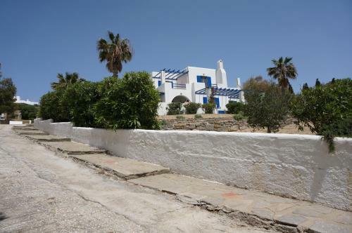 Villa Blue & White At Golden Beach