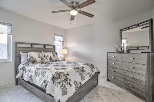 Sleek Lauderhill Home 11 Mi To Pompano Beach