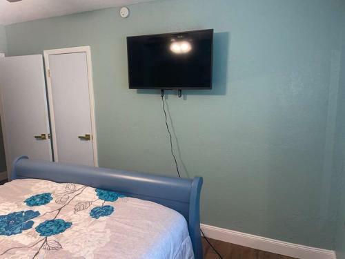 Charming 4br Home 10mins Away From Beaches!