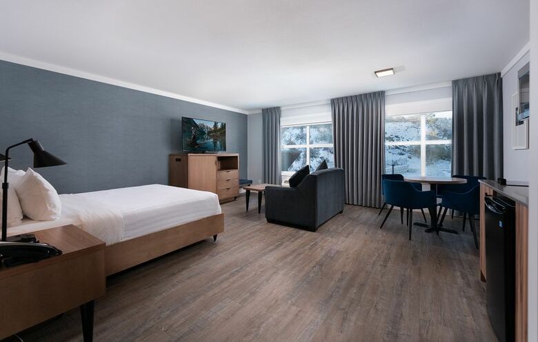 Hotel Comfort Inn & Suites
