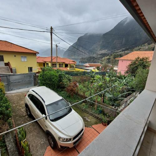 Chal� Seixal-sea View