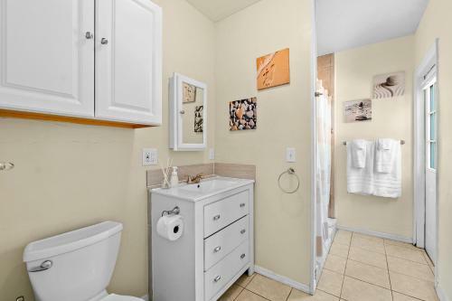 Seven Bedroom Home And Private Studio