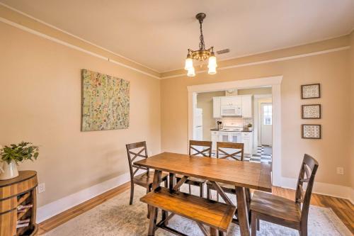 Renovated Bayshore Bungalow With Backyard Patio