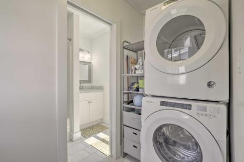 St Augustine Bungalow With Yard Pets Allowed!