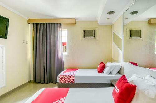 Oyo Nobs Hotel