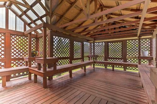 Lovely Lawrenceville Getaway With Private Yard!