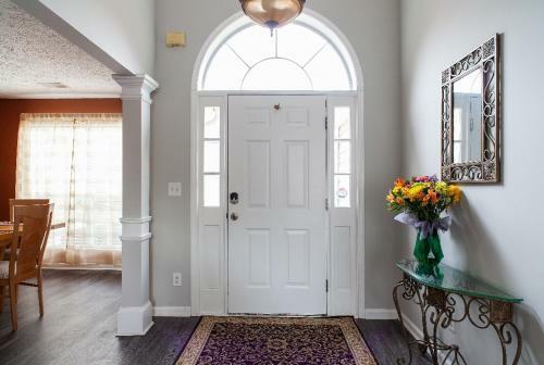 Chateau Allegra-sleep 8-clean, Spacious, & Stylish