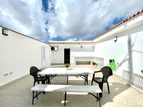 Two-bedroom House 5, Freewifi, Ac, Bbq, Mountain View