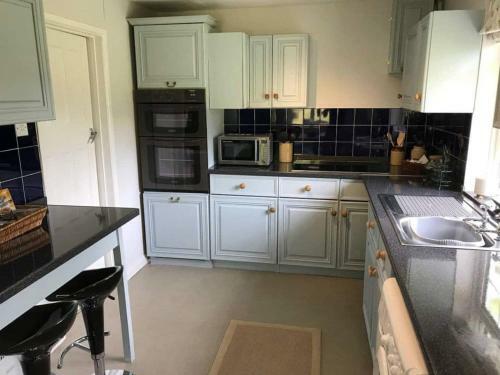 Bumblebee Cottage - Uk36927