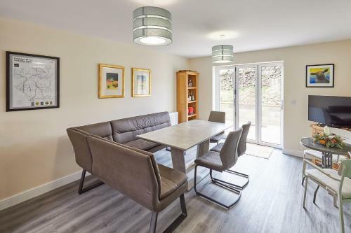 Host & Stay - Carlewell Cottage