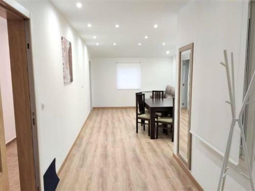 Elegant Apartment In Ourense With Private Terrace
