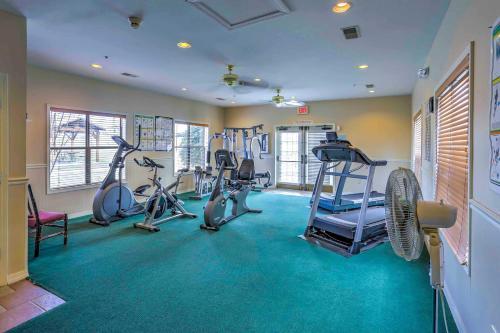 Apartamento Resort Condo With Covered Patio And Pool Access!