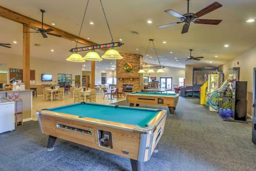 Apartamento Resort Condo With Covered Patio And Pool Access!