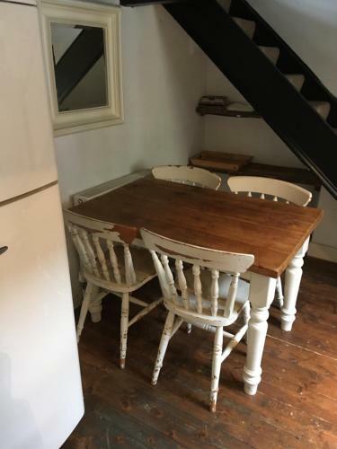 Brighton Cottage By The Sea