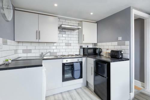 Westbourne Central Studio Apartments
