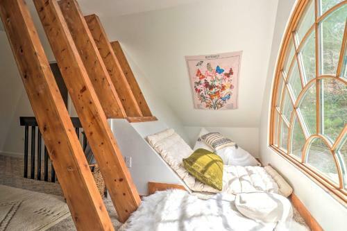 Amazing A-frame With Private Hiking And Amenities