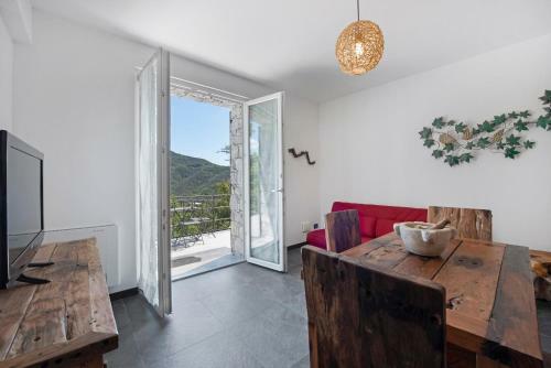 Apartamento Villa Lice - Sciacchetr�