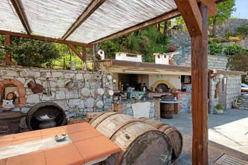Apartamento Villa Lice - Sciacchetr�