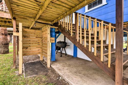 Bright And Airy Freeport Home - Walk To Beach!