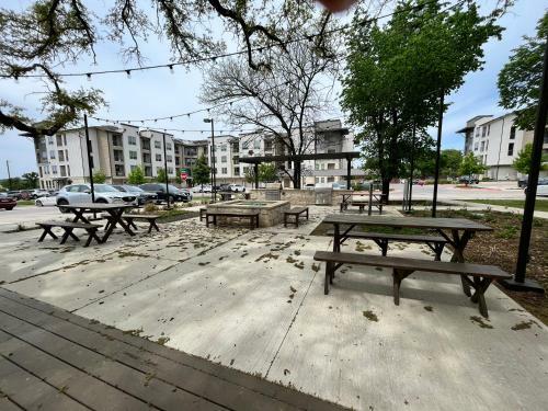 Apartamento Luxury Downtown Modern Cowtown 1brd Apt