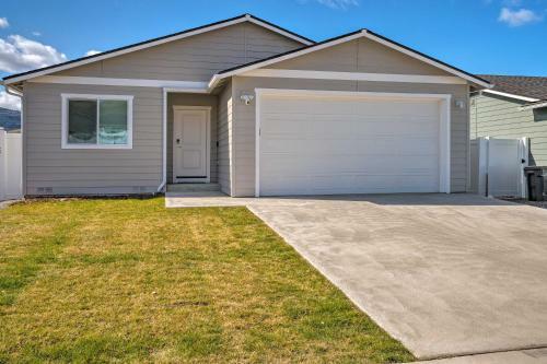 Charming Home With Mtn And Columbia River Views!