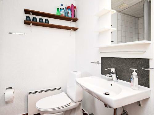Holiday Home �r�sk�bing VII