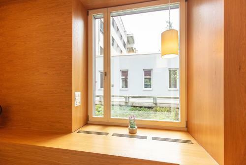Hotel & Lounge By Hyve Basel Sbb