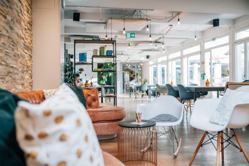 Hotel & Lounge By Hyve Basel Sbb