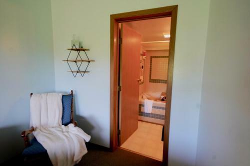 Flat Fish Lodge B&B And Event Center
