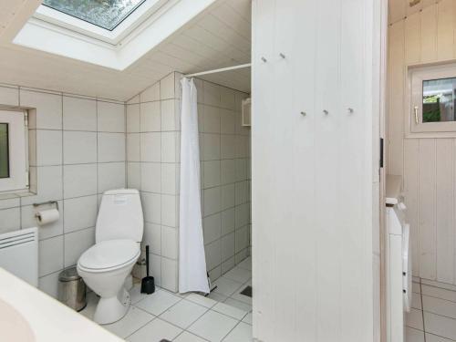Three-bedroom Holiday Home In Bl�vand 43