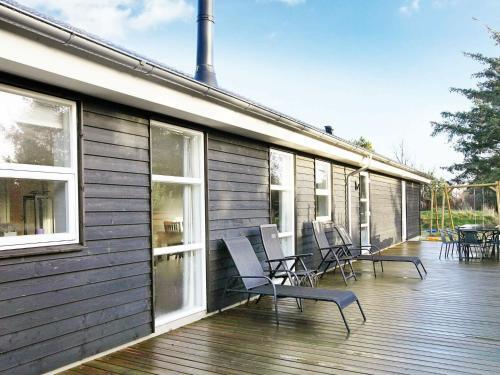Five-bedroom Holiday Home In Bl�vand 30