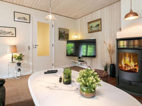 Holiday Home Ved Heksebjerg
