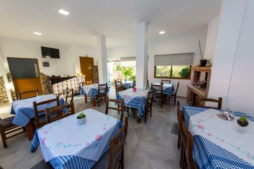 Hostal Villa Nertili