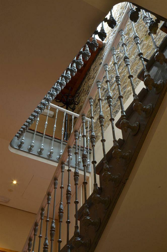 Hostal Montes Pensi�n Boutique